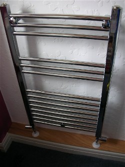 Fitting a online towel radiator